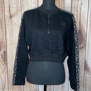 PUMA
Women's Wild Pack T7 Cropped Crew Sweatshirt, Black